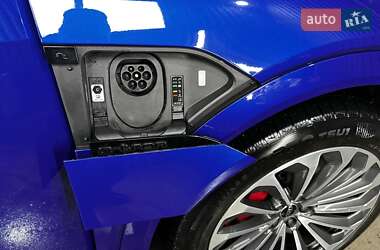 Внедорожник / Кроссовер Audi Q8 e-tron 2023 в 