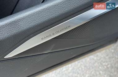 Внедорожник / Кроссовер Audi Q8 e-tron 2023 в 