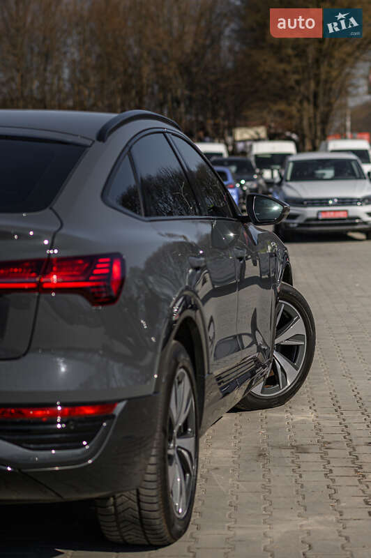 Внедорожник / Кроссовер Audi Q8 e-tron 2023 в Львове