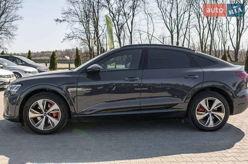Внедорожник / Кроссовер Audi Q8 e-tron 2023 в Львове