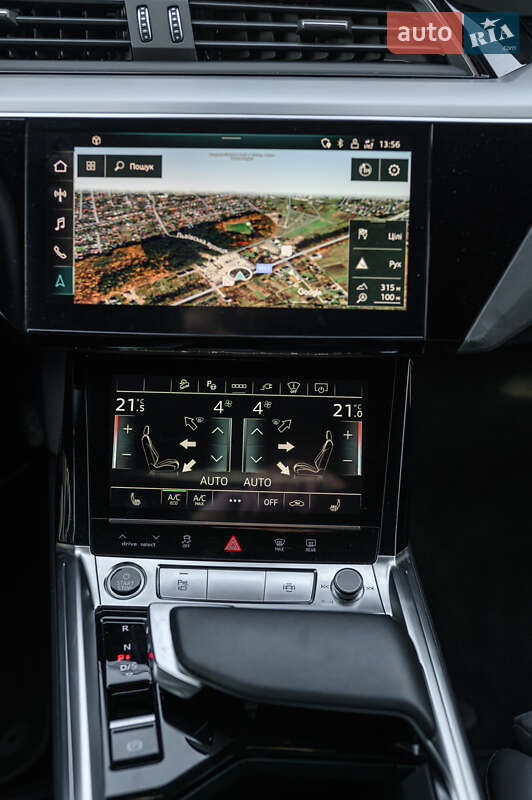 Внедорожник / Кроссовер Audi Q8 e-tron 2023 в Львове
