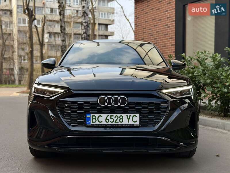 Внедорожник / Кроссовер Audi Q8 e-tron 2023 в Львове