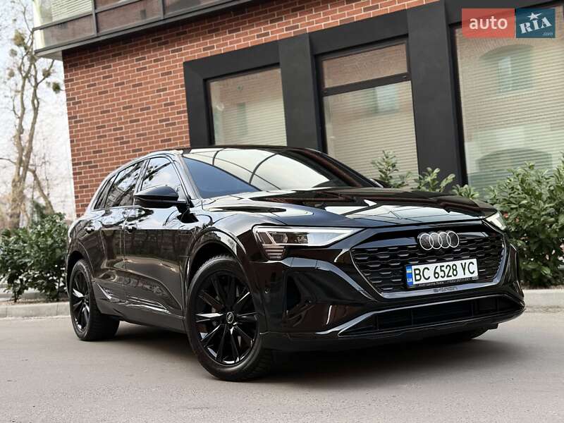 Audi Q8 e-tron 2023
