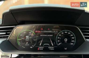 Внедорожник / Кроссовер Audi Q8 e-tron 2023 в 