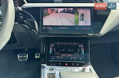 Внедорожник / Кроссовер Audi Q8 e-tron 2023 в 