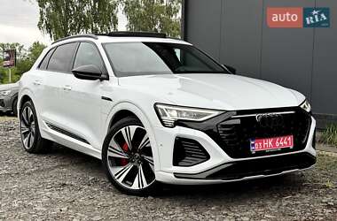 Внедорожник / Кроссовер Audi Q8 e-tron 2024 в 