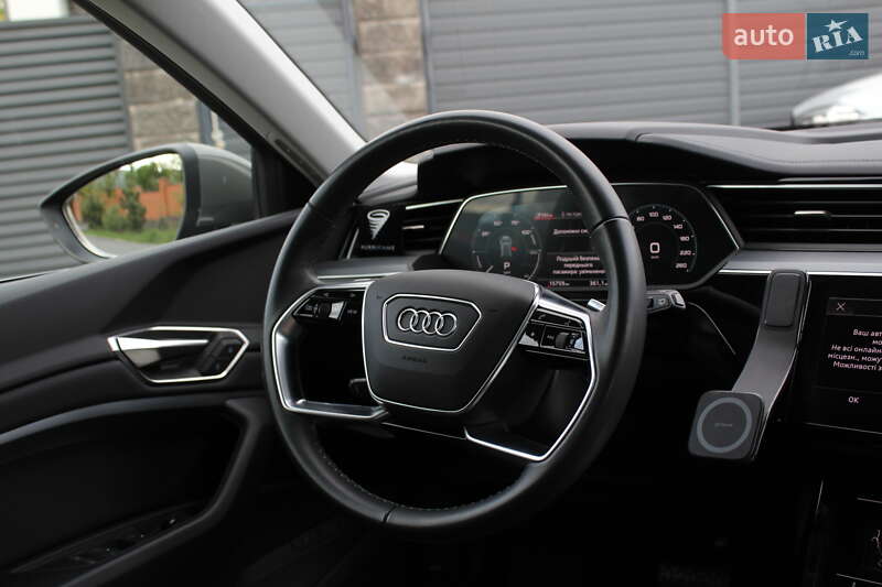 Внедорожник / Кроссовер Audi Q8 e-tron 2023 в Киеве фото 11 Внедорожник / Кроссовер Audi Q8 e-tron 2023 в Киеве