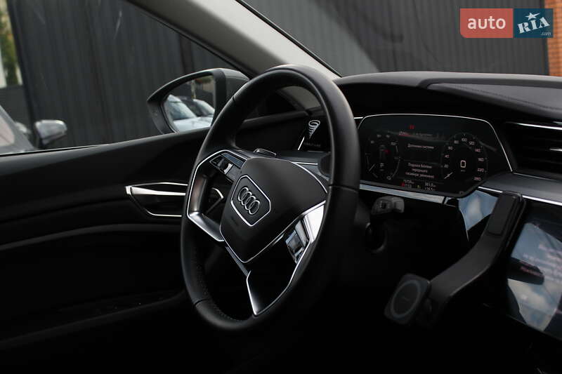Внедорожник / Кроссовер Audi Q8 e-tron 2023 в Киеве фото 21 Внедорожник / Кроссовер Audi Q8 e-tron 2023 в Киеве