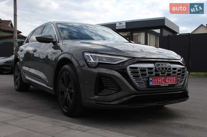 Внедорожник / Кроссовер Audi Q8 e-tron 2023 в Киеве фото 25 Внедорожник / Кроссовер Audi Q8 e-tron 2023 в Киеве