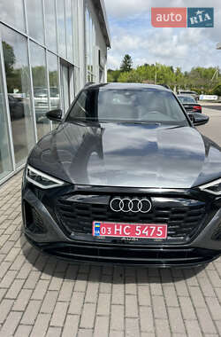 Внедорожник / Кроссовер Audi Q8 e-tron 2023 в 