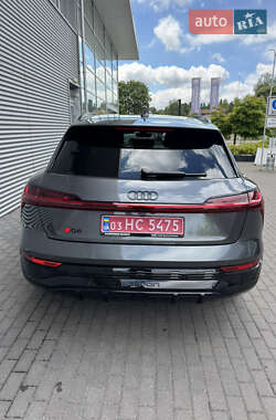 Внедорожник / Кроссовер Audi Q8 e-tron 2023 в 