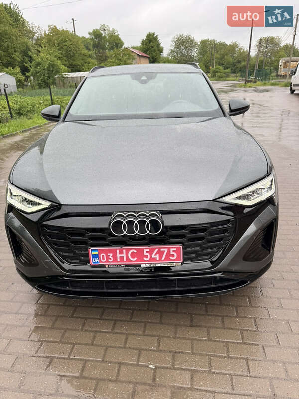 Внедорожник / Кроссовер Audi Q8 e-tron 2023 в Ровно