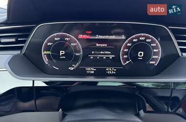 Внедорожник / Кроссовер Audi Q8 e-tron 2023 в 