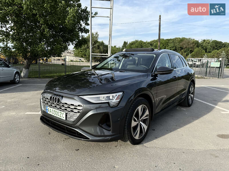 Audi Q8 e-tron 2023