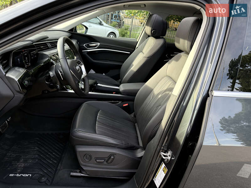 Внедорожник / Кроссовер Audi Q8 e-tron 2023 в Виннице фото 35 Внедорожник / Кроссовер Audi Q8 e-tron 2023 в Виннице
