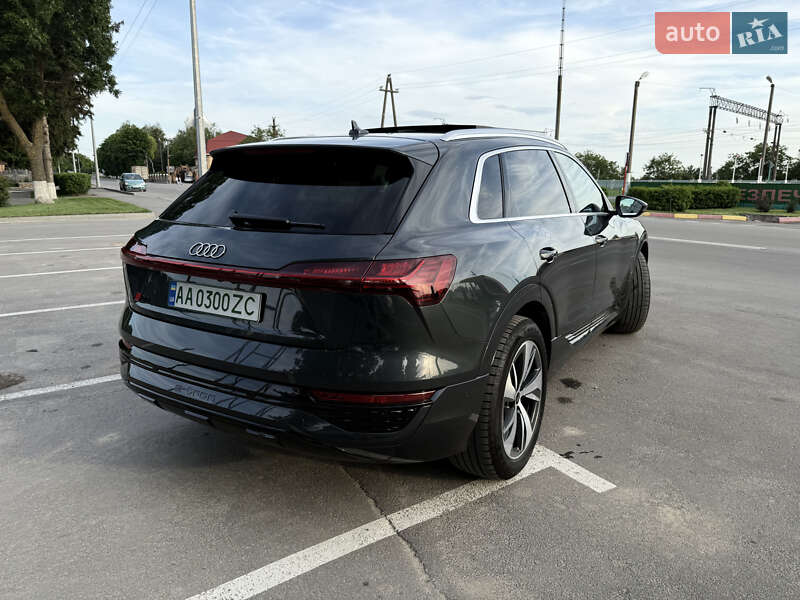 Внедорожник / Кроссовер Audi Q8 e-tron 2023 в Виннице фото 54 Внедорожник / Кроссовер Audi Q8 e-tron 2023 в Виннице