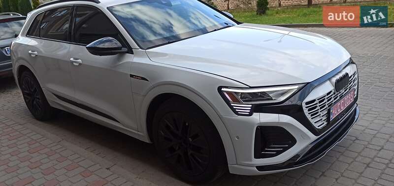 Внедорожник / Кроссовер Audi Q8 e-tron 2023 в Львове фото 26 Внедорожник / Кроссовер Audi Q8 e-tron 2023 в Львове