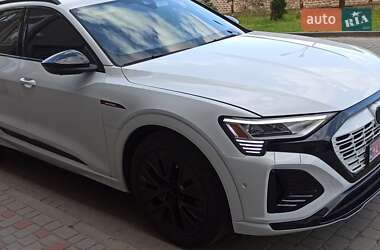 Внедорожник / Кроссовер Audi Q8 e-tron 2024 в 