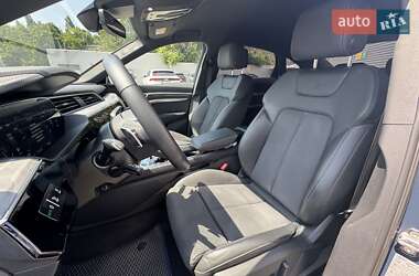 Внедорожник / Кроссовер Audi Q8 e-tron 2023 в 