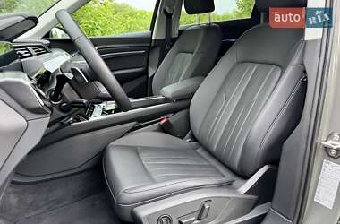 Внедорожник / Кроссовер Audi Q8 e-tron 2024 в 