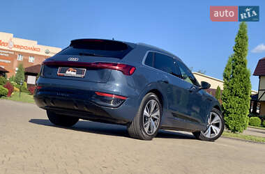 Внедорожник / Кроссовер Audi Q8 e-tron 2023 в 