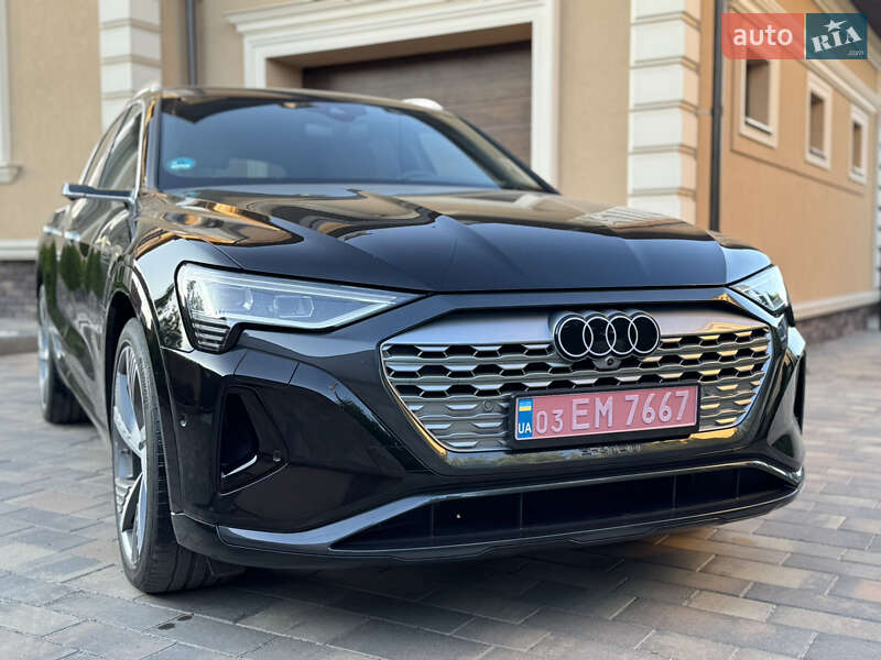 Внедорожник / Кроссовер Audi Q8 e-tron 2023 в Черновцах