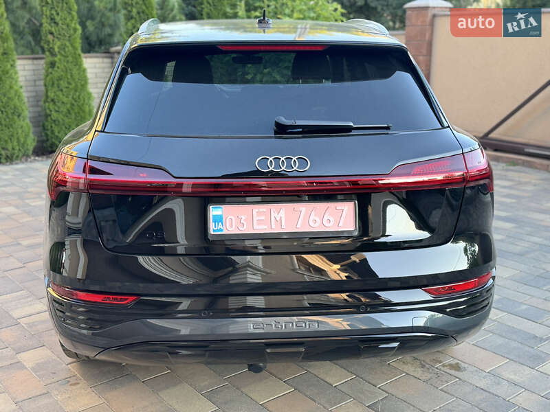 Внедорожник / Кроссовер Audi Q8 e-tron 2023 в Черновцах