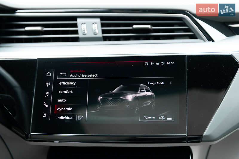 Внедорожник / Кроссовер Audi Q8 e-tron 2023 в Мукачево