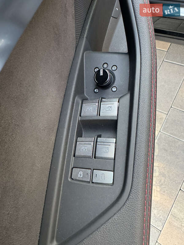 Внедорожник / Кроссовер Audi Q8 e-tron 2023 в Черновцах