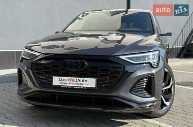 Внедорожник / Кроссовер Audi Q8 e-tron 2023 в 