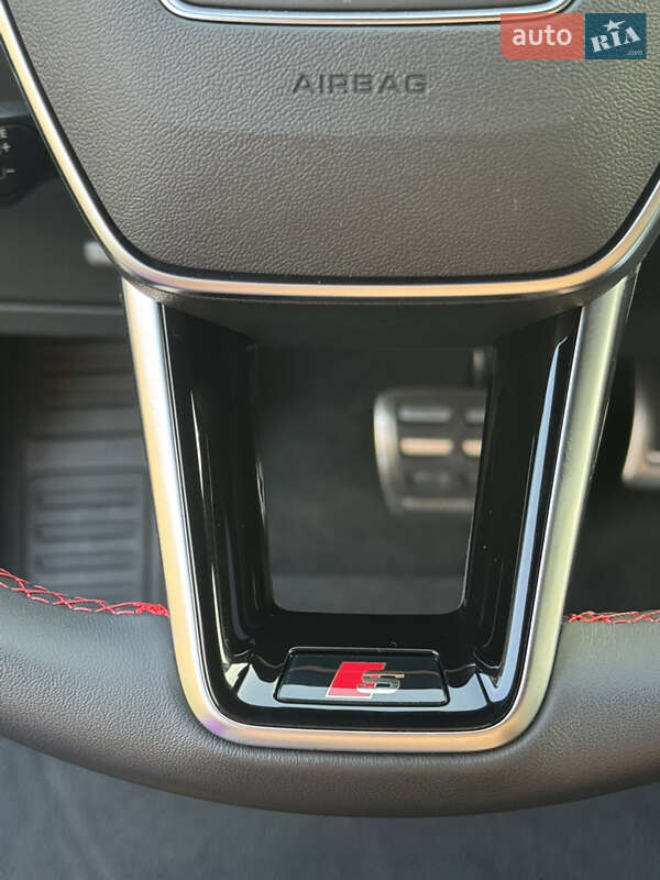 Внедорожник / Кроссовер Audi Q8 e-tron 2023 в Черновцах