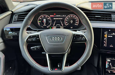 Внедорожник / Кроссовер Audi Q8 e-tron 2023 в 