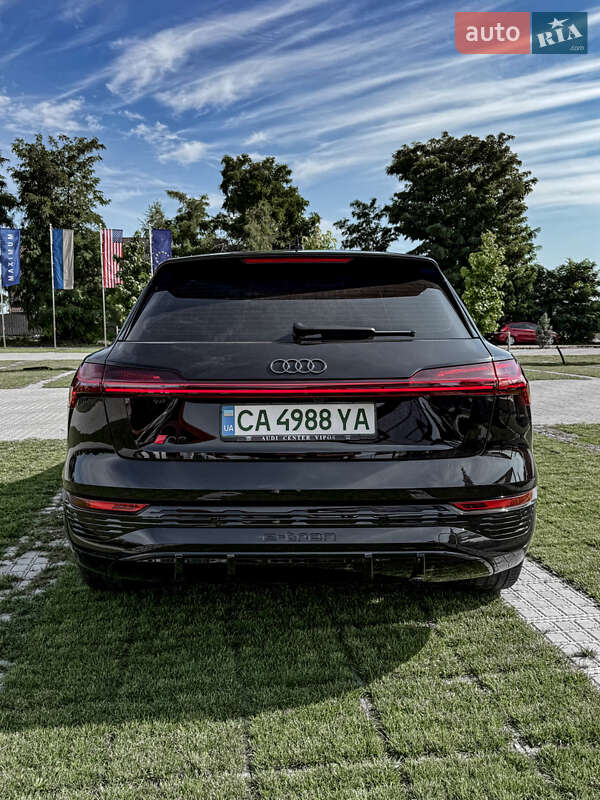 Внедорожник / Кроссовер Audi Q8 e-tron 2023 в Черкассах