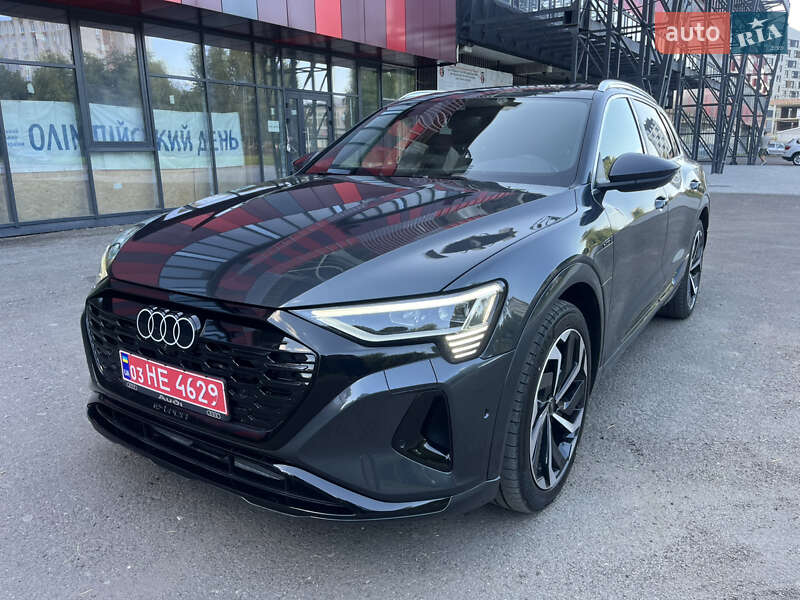 Audi Q8 e-tron 2023