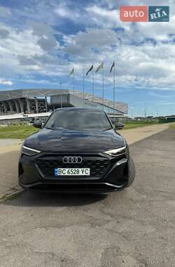 Внедорожник / Кроссовер Audi Q8 e-tron 2023 в 
