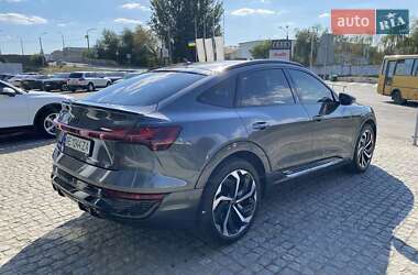 Внедорожник / Кроссовер Audi Q8 e-tron 2023 в 