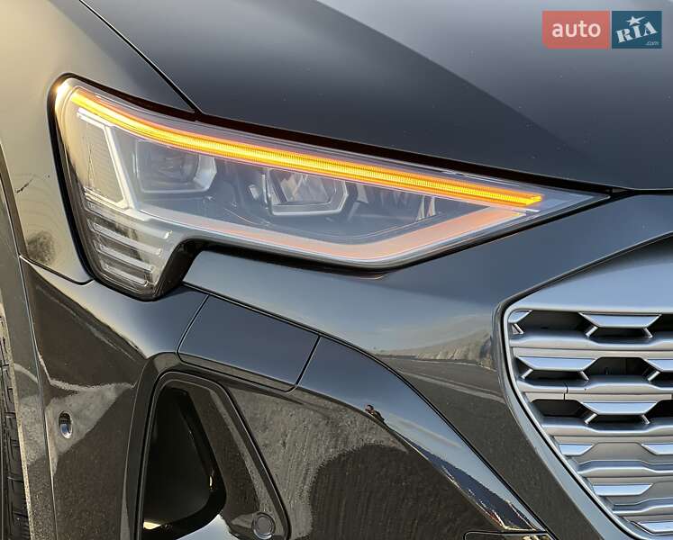 Внедорожник / Кроссовер Audi Q8 e-tron 2023 в Ровно