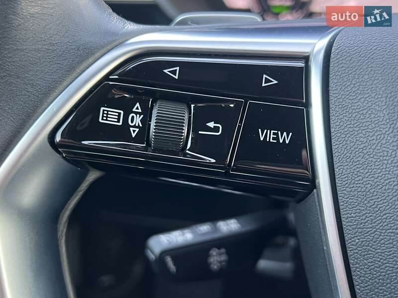 Внедорожник / Кроссовер Audi Q8 e-tron 2023 в Ровно