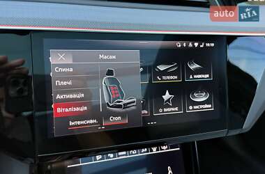 Внедорожник / Кроссовер Audi Q8 e-tron 2024 в 