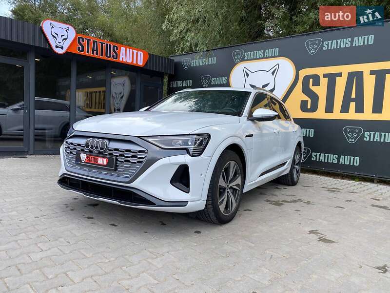 Внедорожник / Кроссовер Audi Q8 e-tron 2023 в Хмельницком