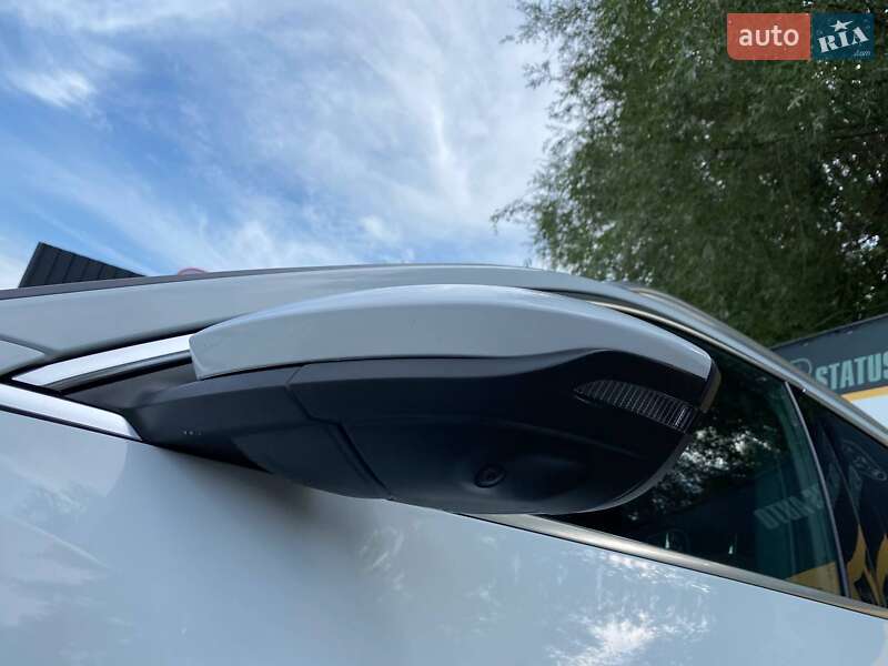 Внедорожник / Кроссовер Audi Q8 e-tron 2023 в Хмельницком