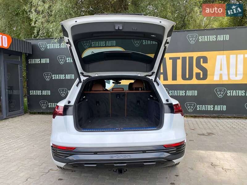 Внедорожник / Кроссовер Audi Q8 e-tron 2023 в Хмельницком