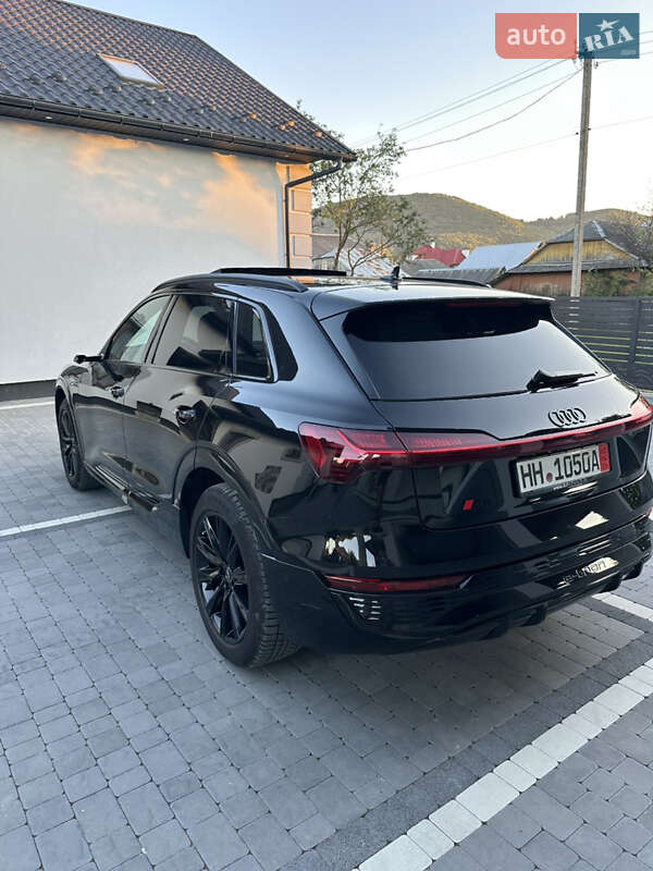 Внедорожник / Кроссовер Audi Q8 e-tron 2023 в Богородчанах