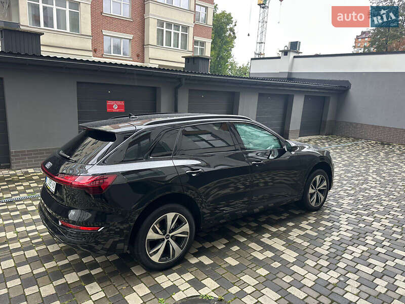 Позашляховик / Кросовер Audi Q8 e-tron 2023 в Івано-Франківську фото 11 Позашляховик / Кросовер Audi Q8 e-tron 2023 в Івано-Франківську