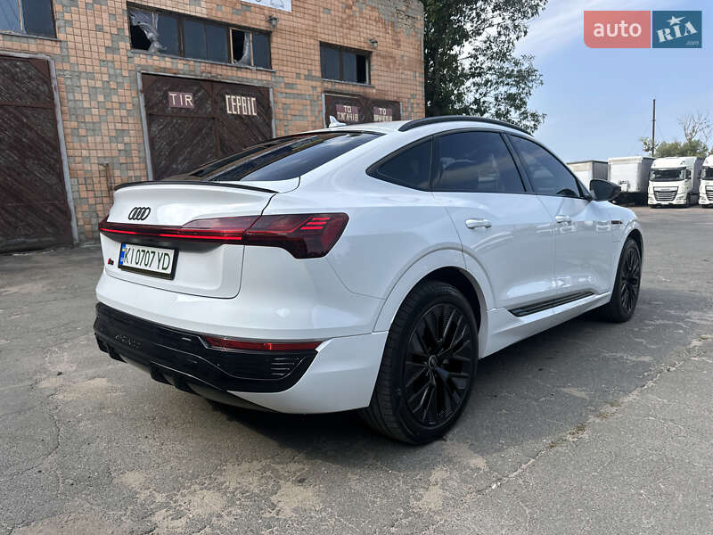 Внедорожник / Кроссовер Audi Q8 e-tron 2023 в Киеве