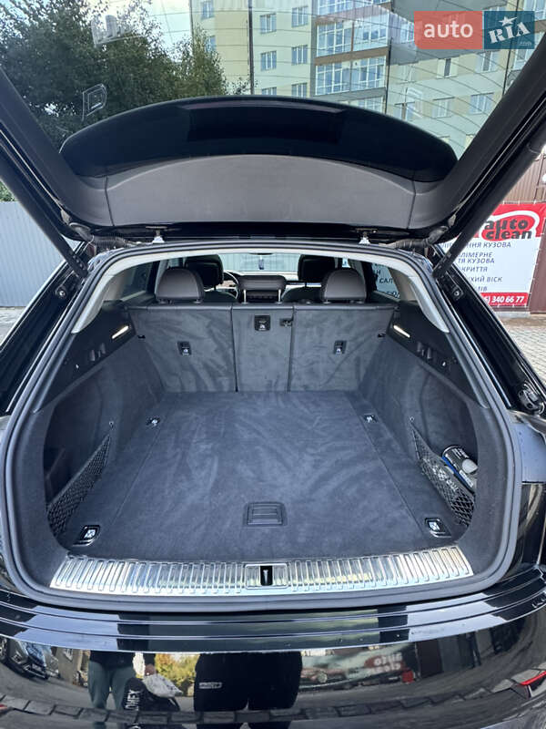 Внедорожник / Кроссовер Audi Q8 e-tron 2023 в Ивано-Франковске