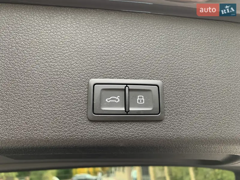 Audi Q8 e-tron 2024 VIN WA14AAGE9RB054902 фото оголошення 28 з 71