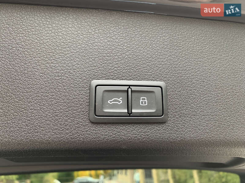 Внедорожник / Кроссовер Audi Q8 e-tron 2024 в Бердичеве фото 28 Внедорожник / Кроссовер Audi Q8 e-tron 2024 в Бердичеве