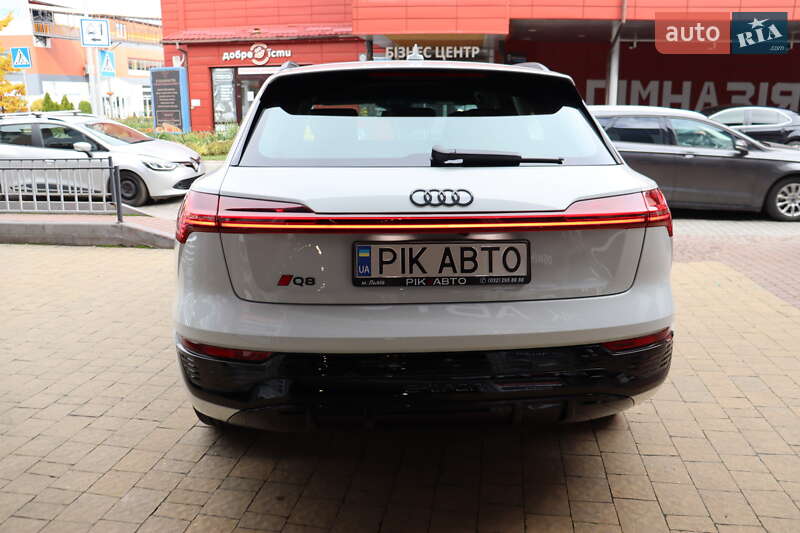 Внедорожник / Кроссовер Audi Q8 e-tron 2023 в Львове фото 7 Внедорожник / Кроссовер Audi Q8 e-tron 2023 в Львове