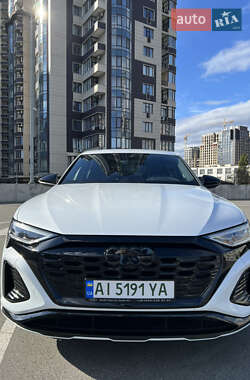 Внедорожник / Кроссовер Audi Q8 e-tron 2024 в 